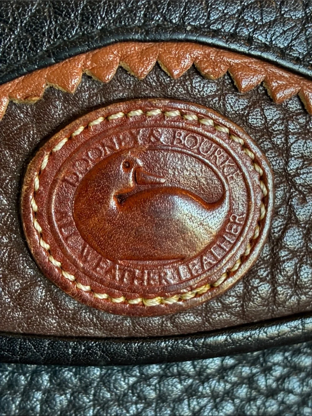 Dooney & Bourke wallet Black Pebbled Leather, Brown interior and Trim VTG GUC